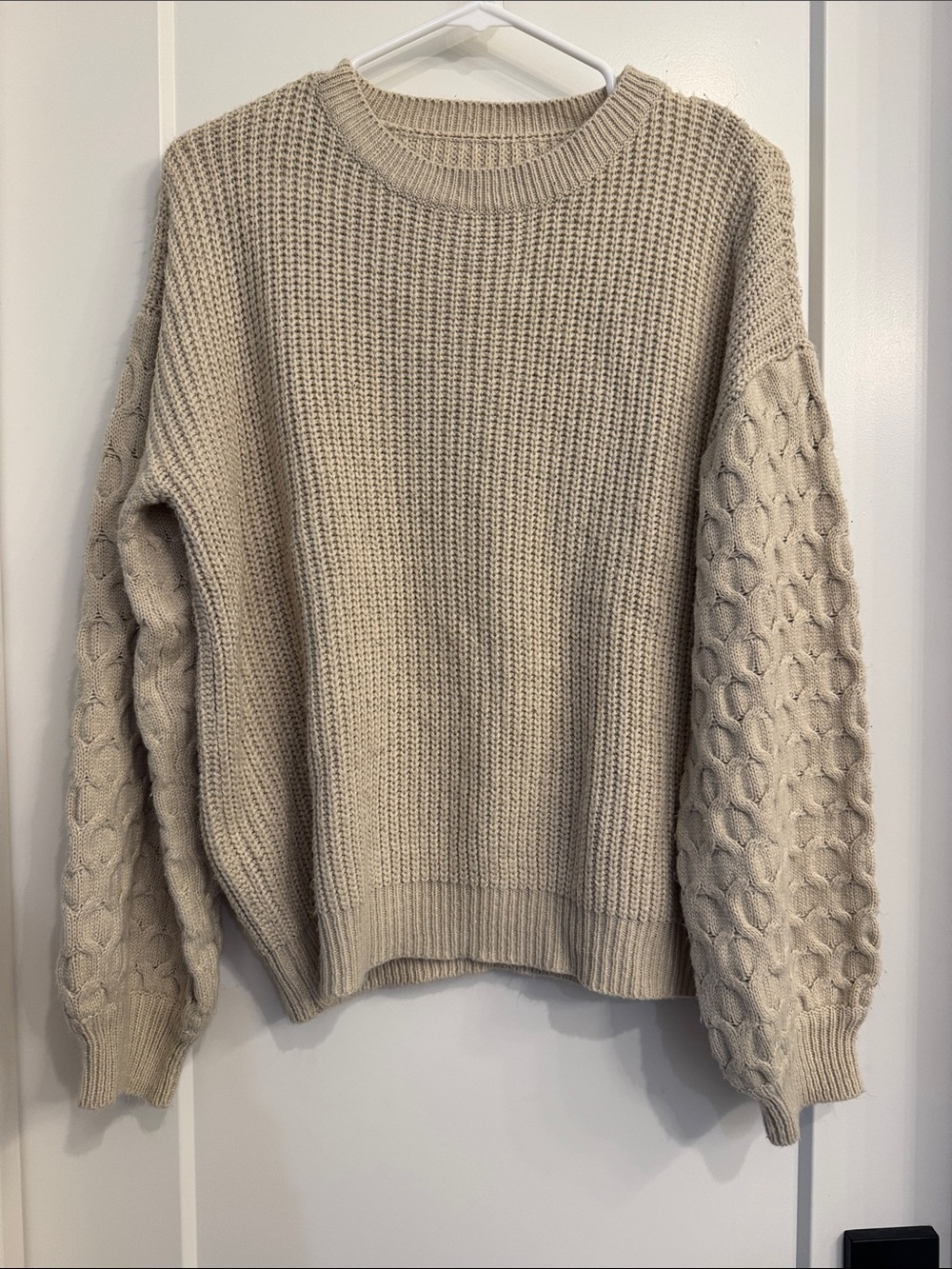Cupshe Cream Cable-Sleeve Crewneck Sweater